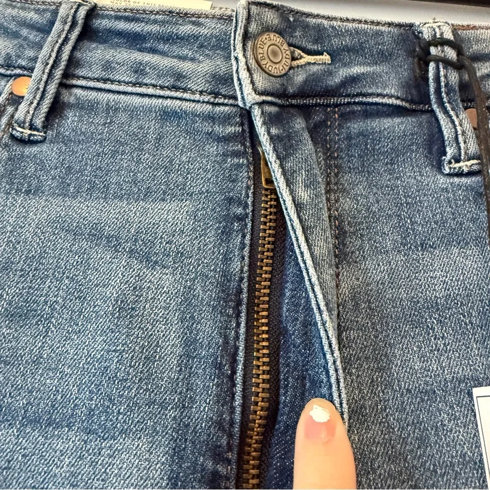 NWT Judy Blue Straight High Rise Tummy Control Distressed Knee Jeans Size 13/31 - Picture 13 of 16